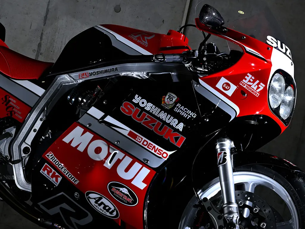 よしひと お知らせ】ヨシムラGSX-R750＃604コンプリートマシン