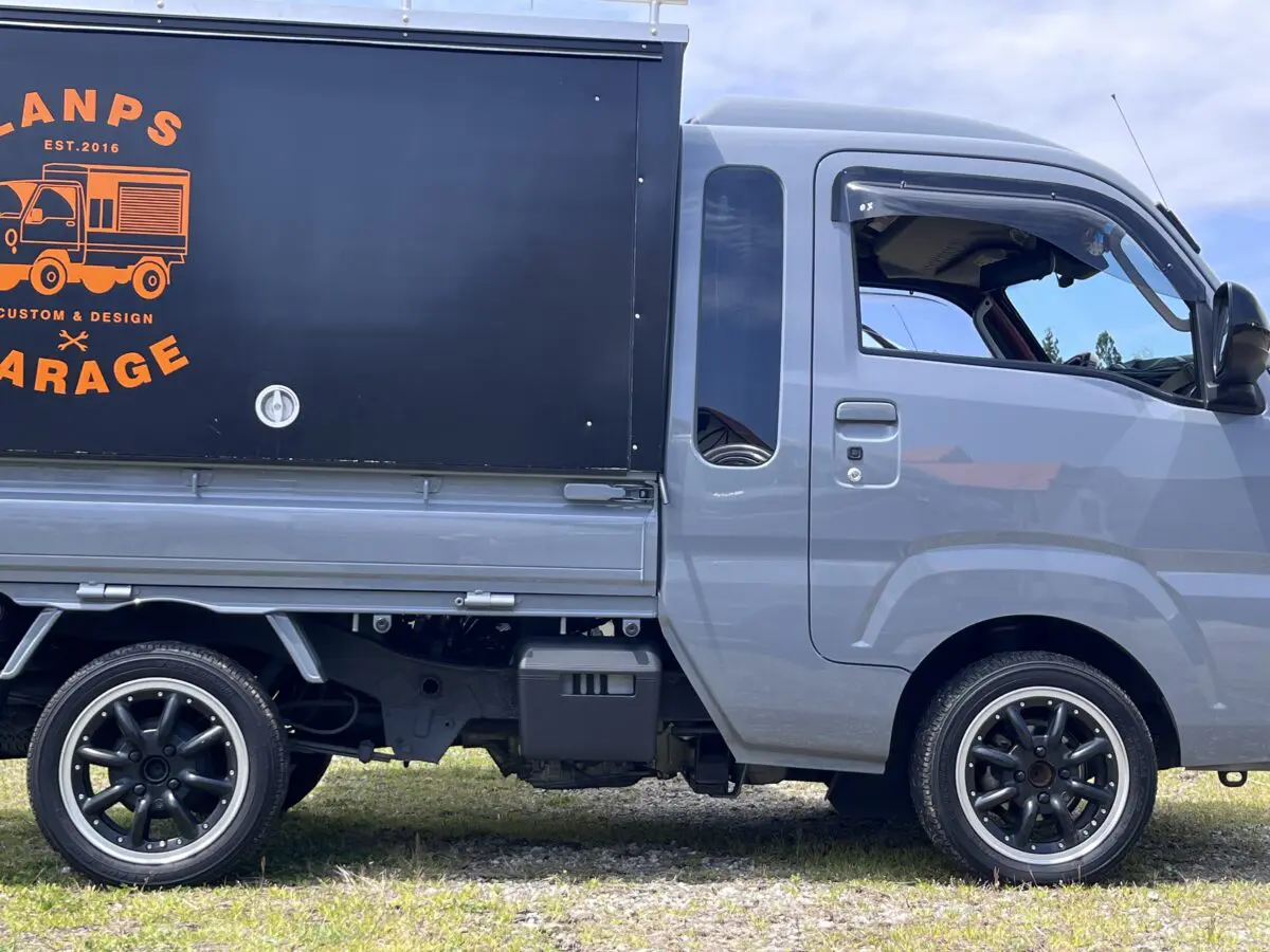 カーゴボックスのトップを補強！ 耐荷重は100㎏ ダイハツ・ハイゼット