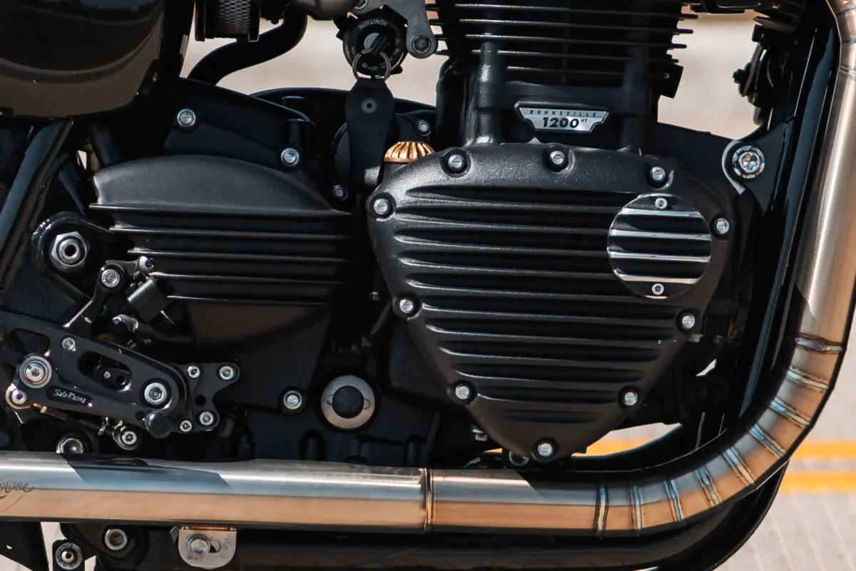 モートーン スプロケットカバー │空冷 ボンネビル T100 (02-15) 他