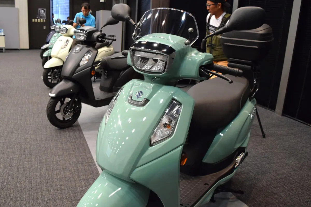 エンジンも装備も実用性アップ！さらに進化した新型アドレス125