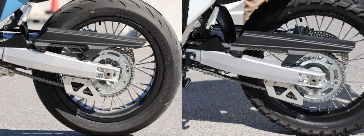 DR-Z4SMとDR-Z4Sは一次減速比及びギヤ比は一緒だが、二次減速比が異なり、SMが2.733(F15:R41丁)で、Sが2.866(F15:R43丁)。タイヤはDR-Z4SMがダンロップのSPORTMAX Q5Aで、DR-Z4SはIRCのTRAIL WINNERGP-410。両車とも内部構造などが専用チューニングされている