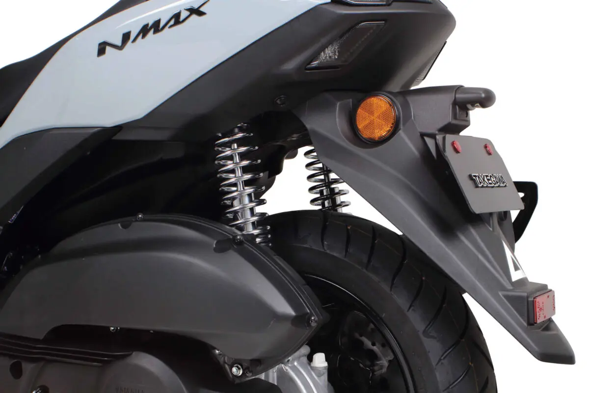 NMAX＆シグナスXの足つき性を向上！ 武川がローダウンサス発売