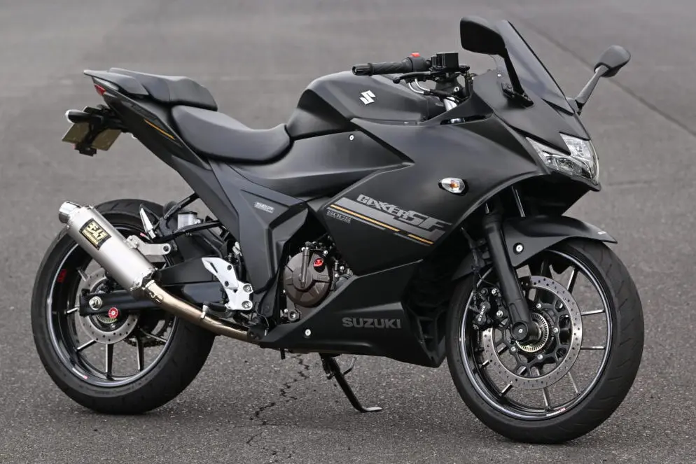 250ccがここまで化ける！ ヨシムラサイクロンでジクサーSF250が“ひと