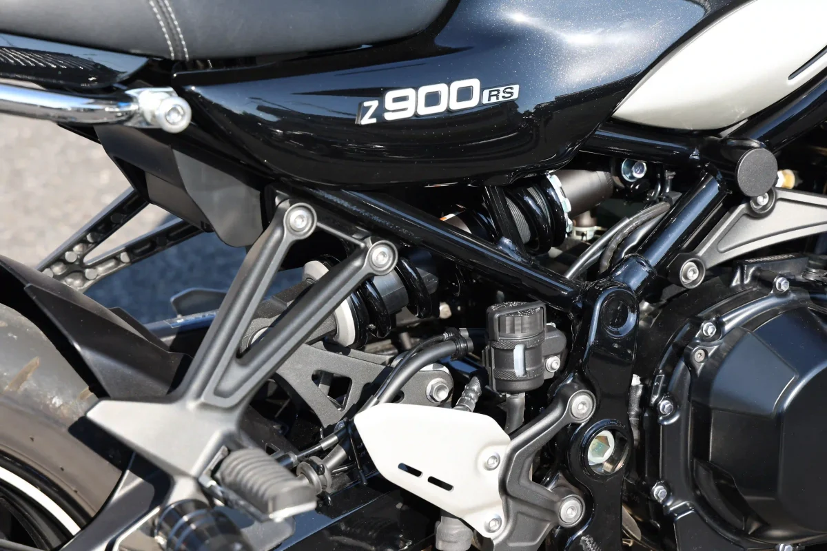 Technix Demo Day Technix 25mmローダウン KAWASAKI Z900R