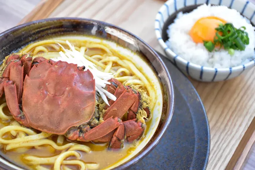 カニラーメンと卵かけご飯