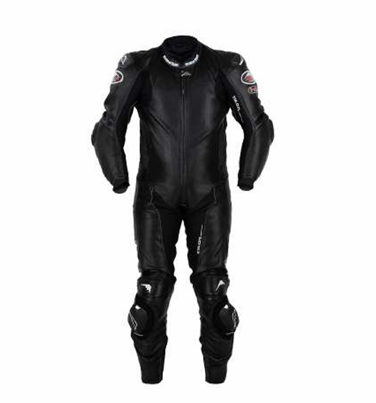 クシタニ新作レーシングスーツ「NEXUS3」登場！ 世界最高峰の技術を