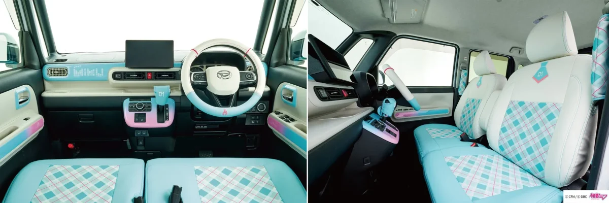 内装が初音ミク仕様の自動車の写真です。