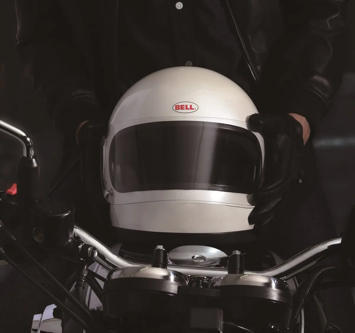 BELL「STARⅡ」「500-TXJ」発売へ 日本人向け設計で快適フィット