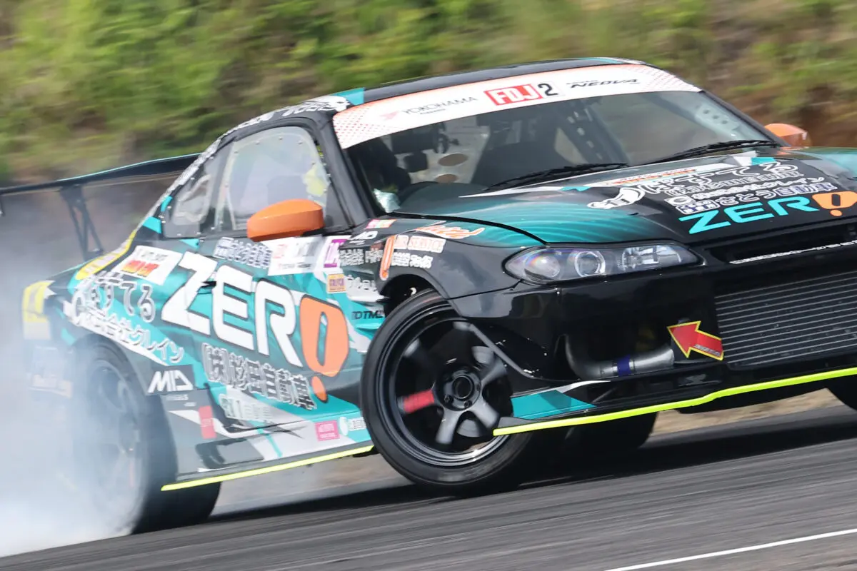 マツダRX-7パトカーの1/43ミニカー登場！ RAI'Sから9月9日予約開始