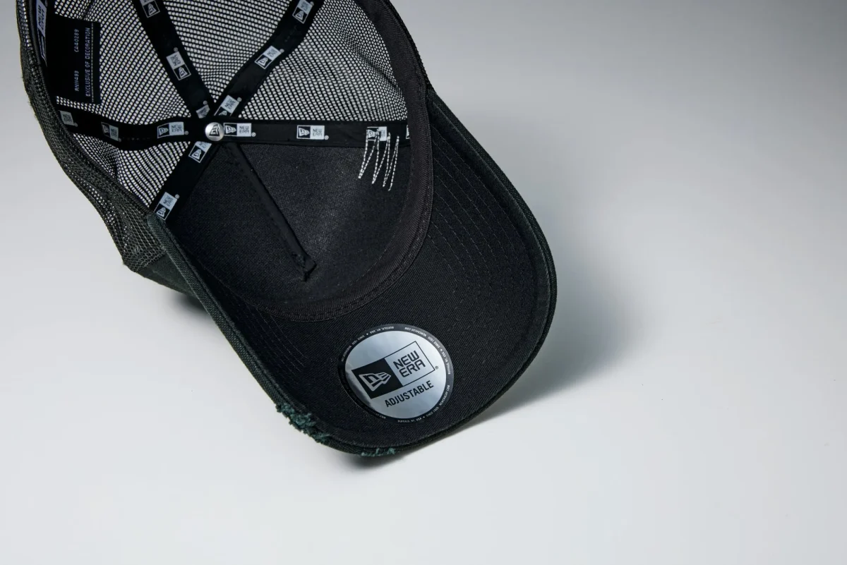 NEW ERAキャップ 内側
