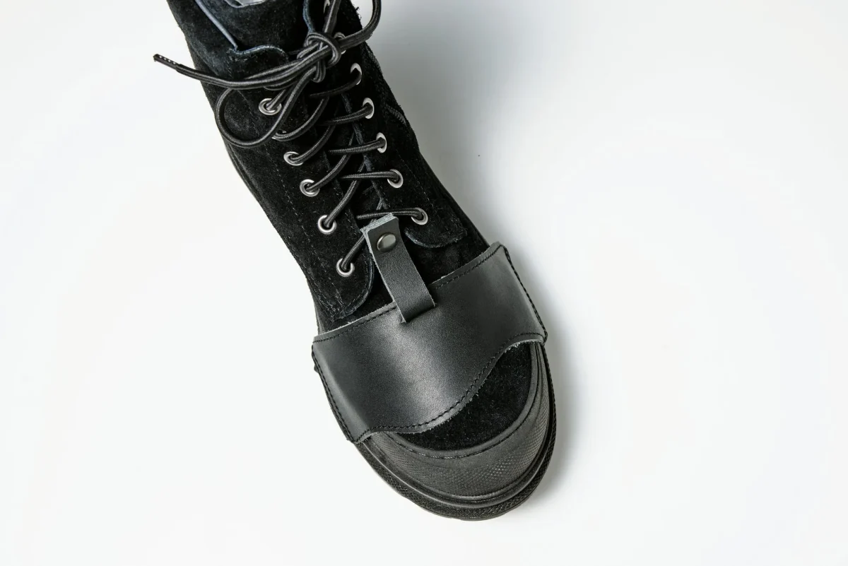 カワサキ ライディングスニーカー (クローズアップ)