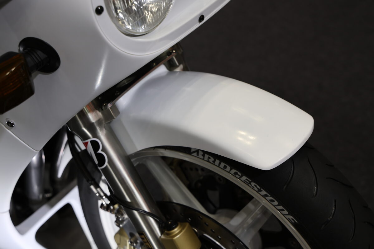 GSX-R1100用の復刻パーツ