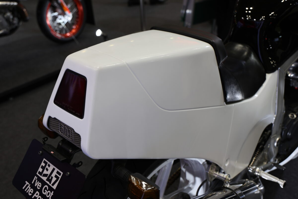 GSX-R1100用の復刻パーツ