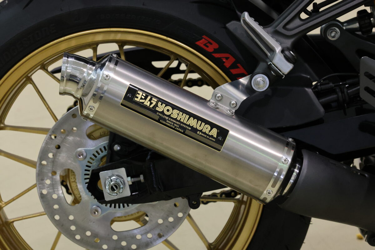 2026モデルZ900RS Slip-on サイクロン　BREVIS（参考出品）