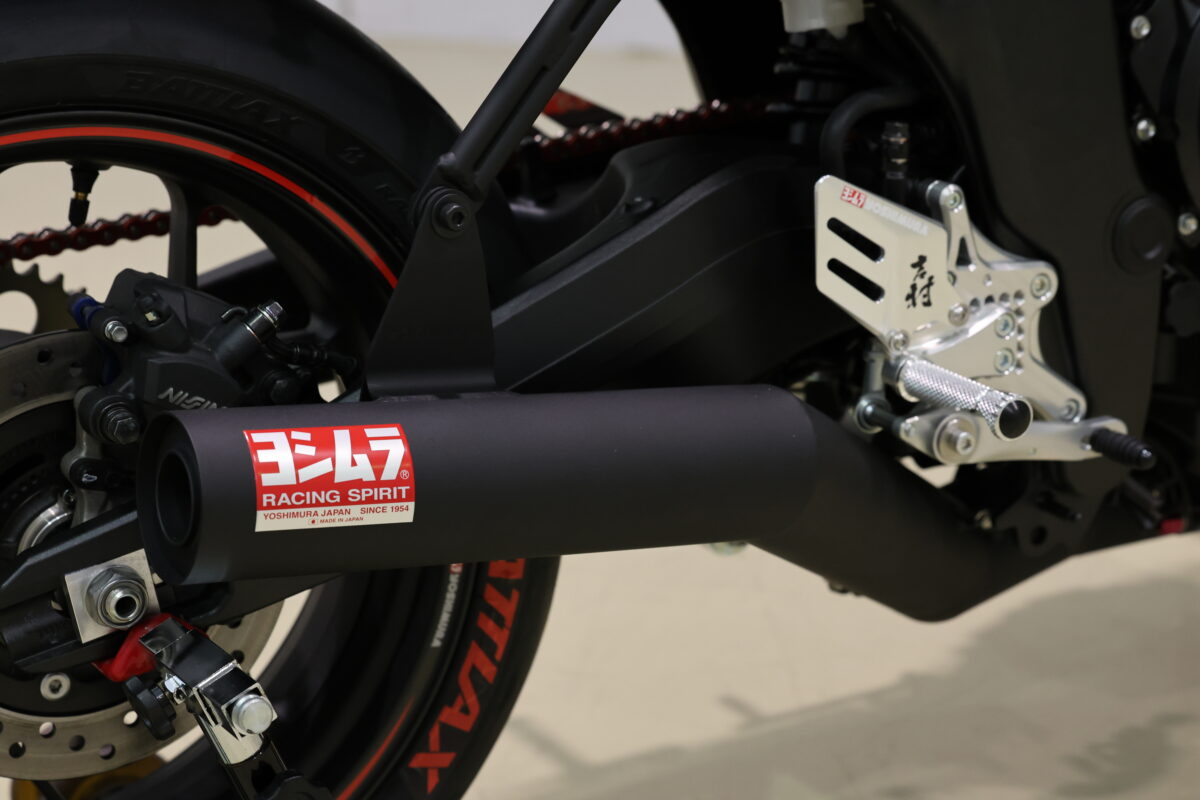 CB1000F用フルエキゾーストレーシングサイクロン（参考出品）