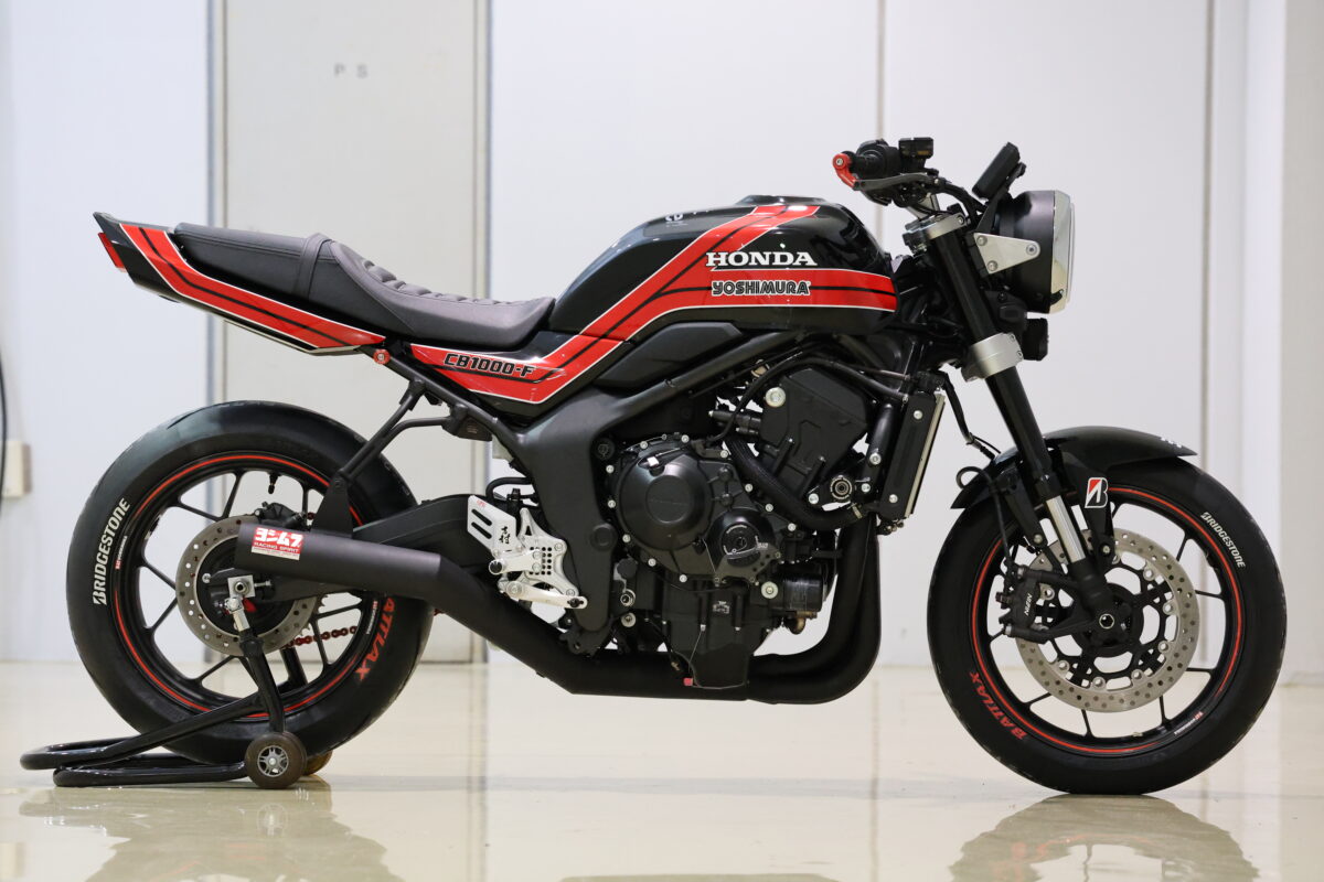 CB1000F用フルエキゾーストレーシングサイクロン（参考出品）