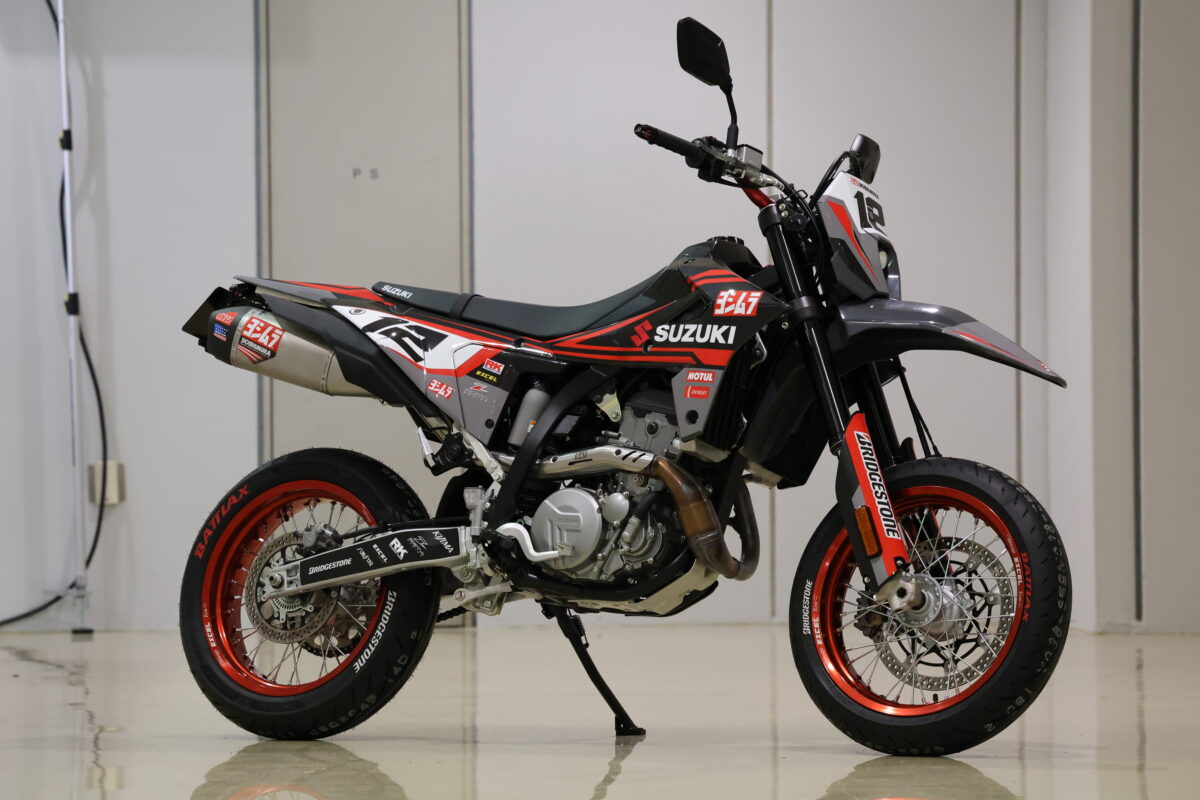 DR-Z4SM用Slip-on RS-12 サイクロン（試作品）