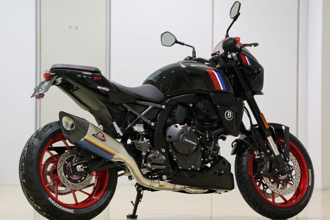 GSX-8T/8TT用『R-11Sq R サイクロン』（試作品）