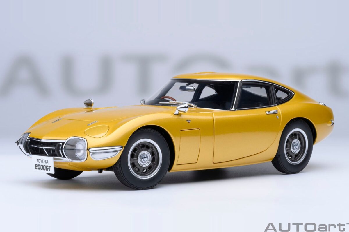 AUTOart製トヨタ「2000GT」登場！ 1/18スケールの精密モデル