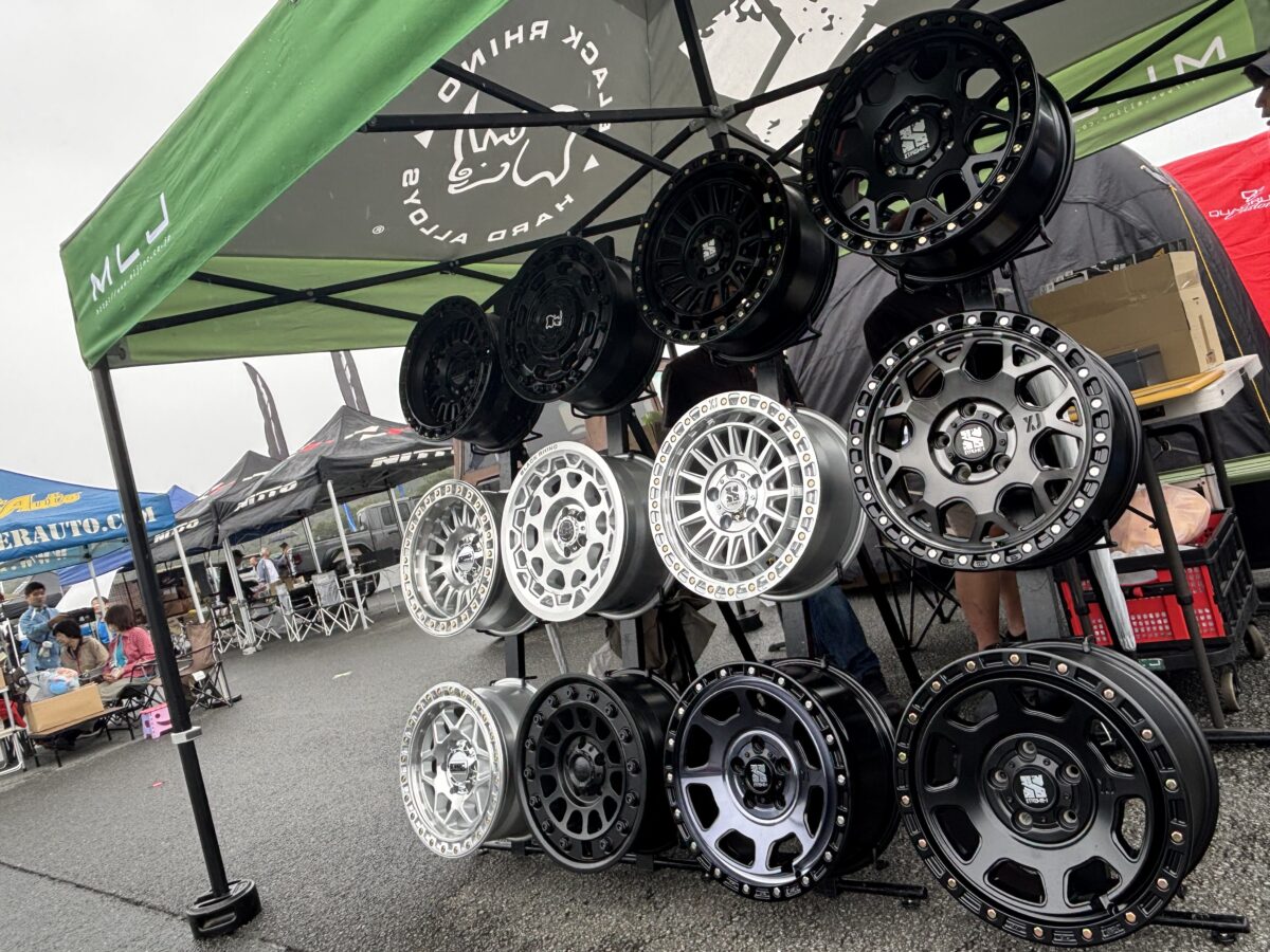 MLJ 展示 BLACK RHINO 等越野輪圈