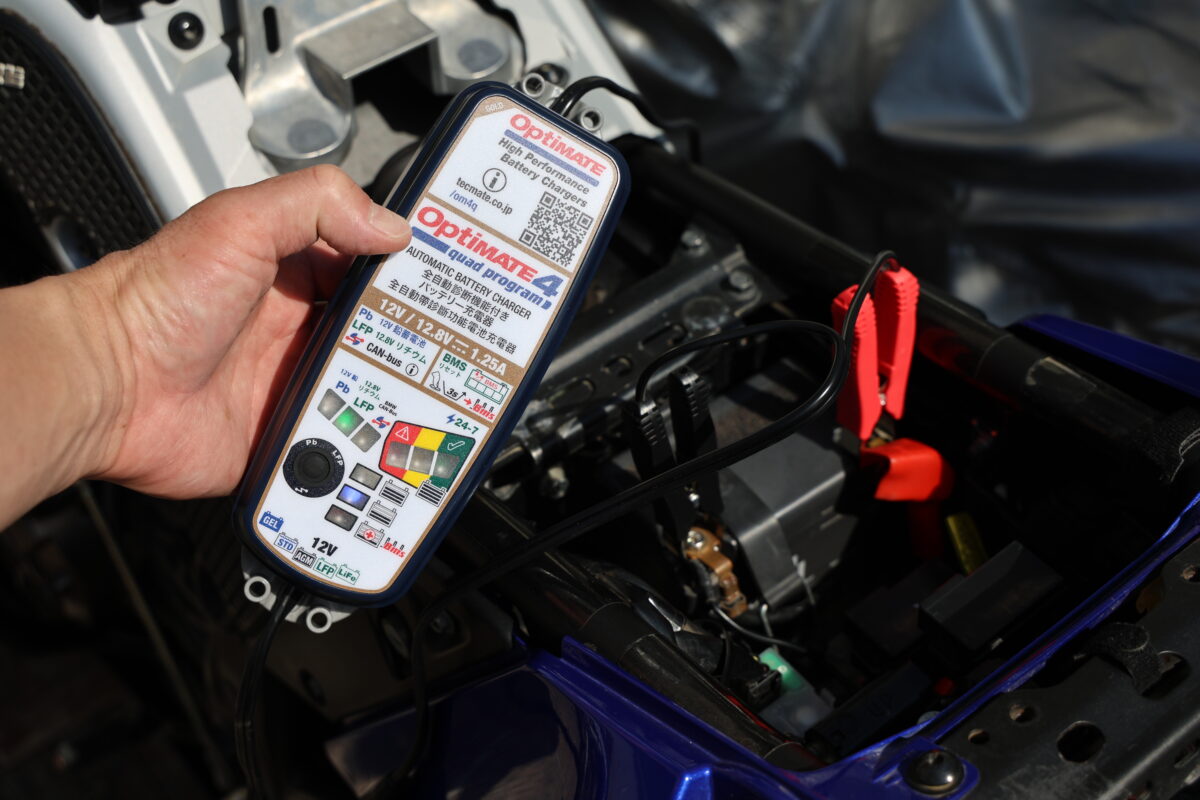 バイク用バッテリーを長寿命化する秘訣を教えます!!【OptiMate 4 Quad Program】